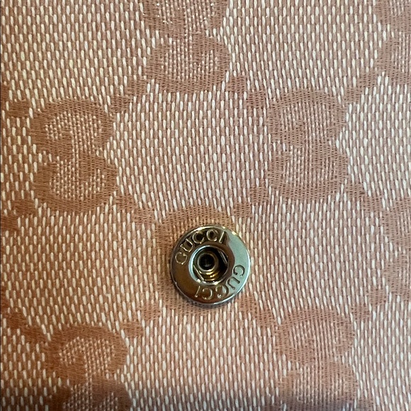 Gucci Pink GG Logo Wallet 4.5” - Picture 5 of 6